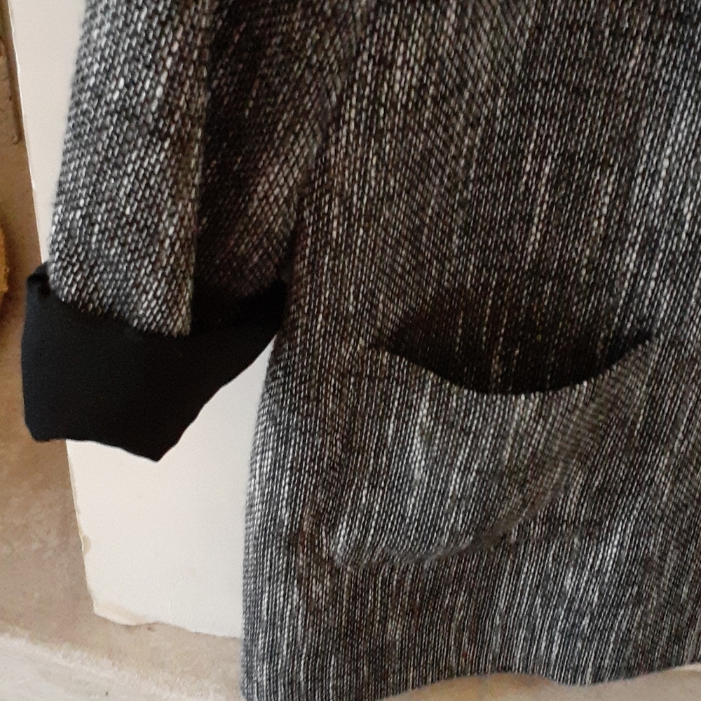 Ladies Jacket - Picture 3 of 4